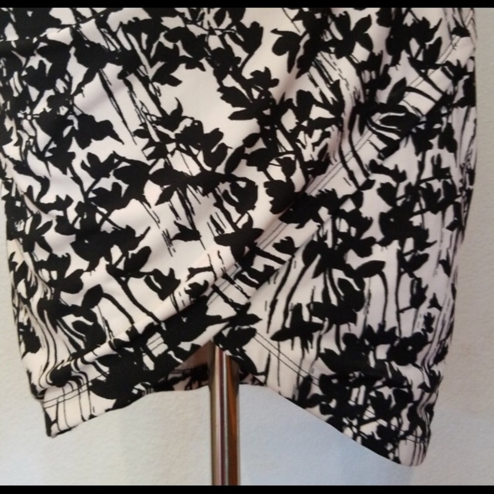 H&M Rouched Dress - Picture 6 of 6